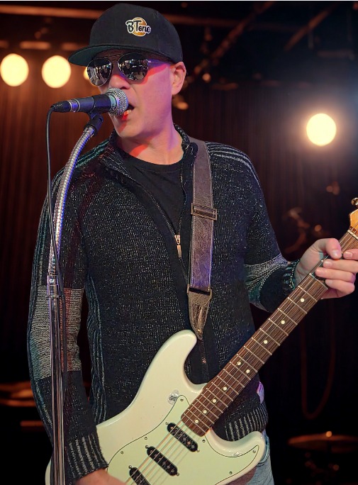 JBR live with B43 Juiced pickups